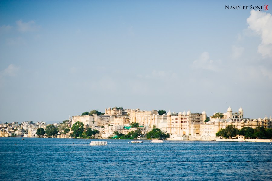 Couple-Shoot-Fatehgarh-Fort-Udaipur-017