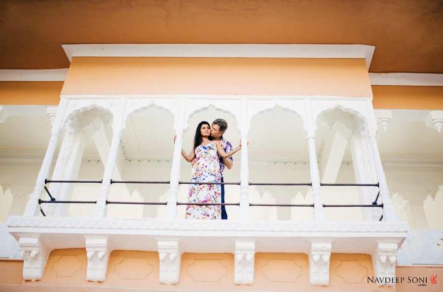 Couple-Shoot-Fatehgarh-Fort-Udaipur-045