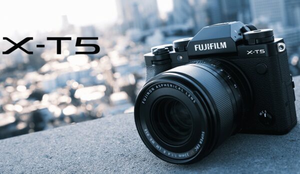 Fujifilm XT5 Mirrorless Camera with lens